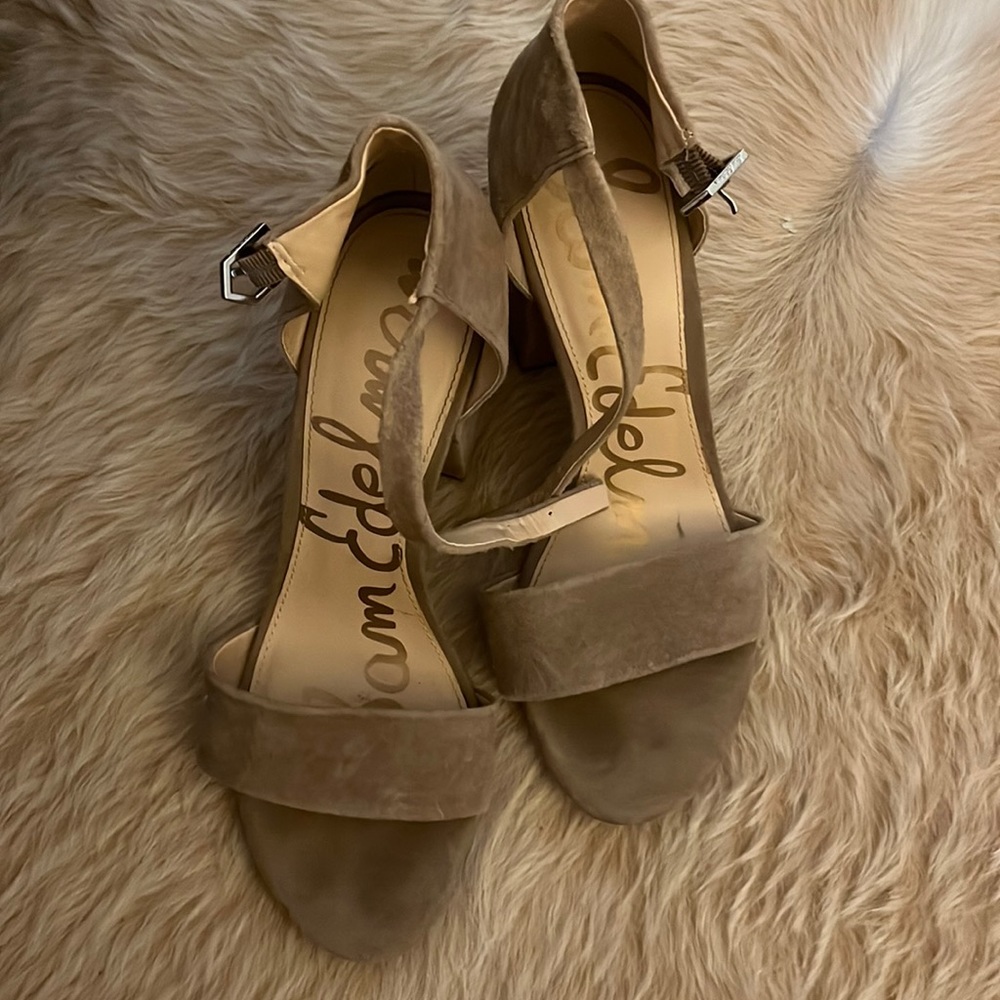 Sam Edelman beige heel